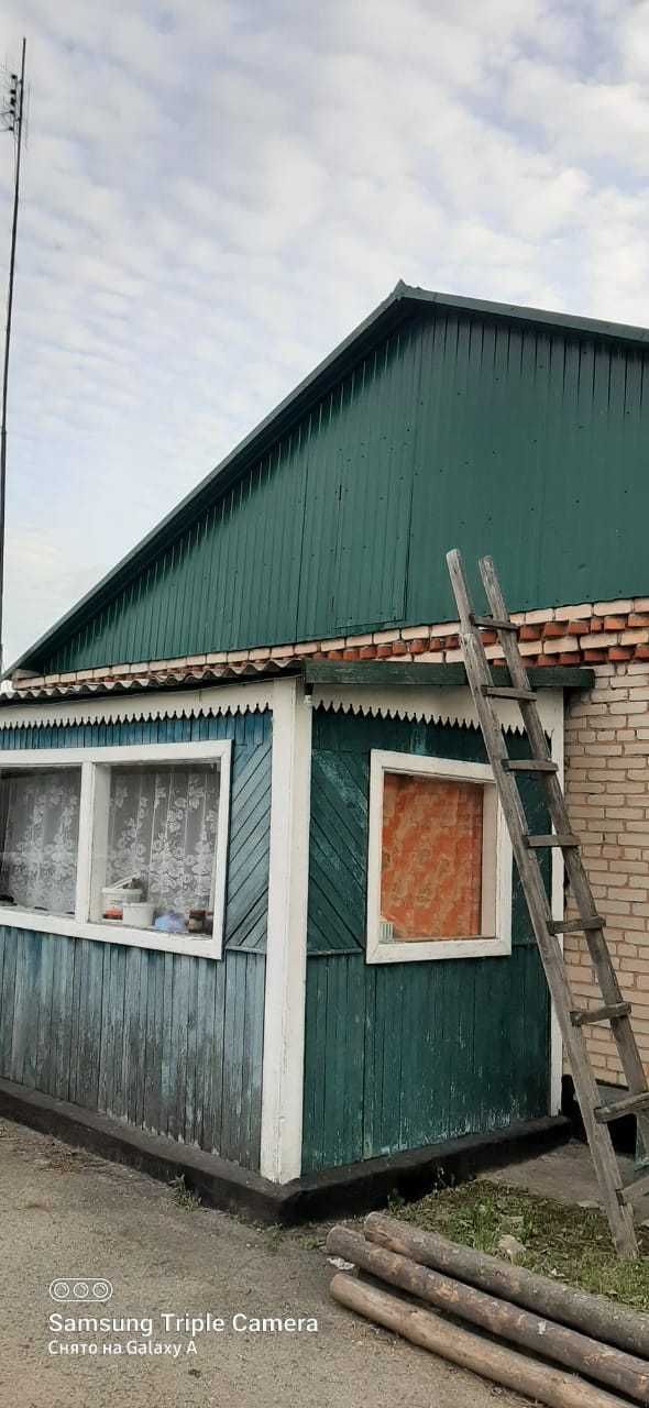 Продам четырехкомнатную квартиру