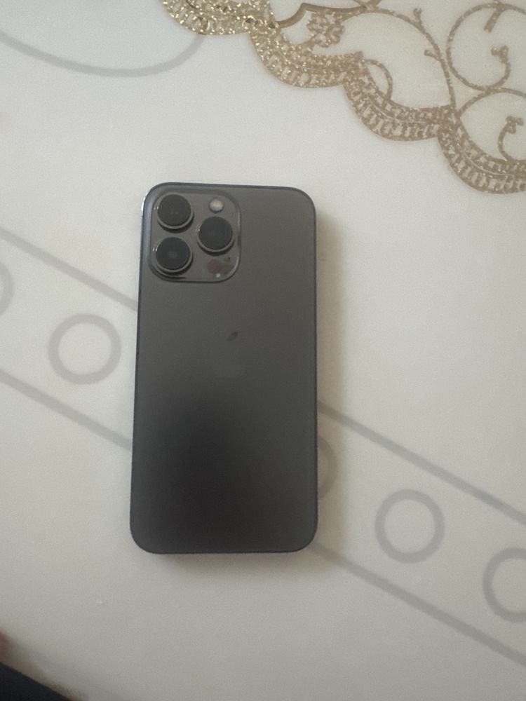 Iphone 13 pro в идеалном состояние