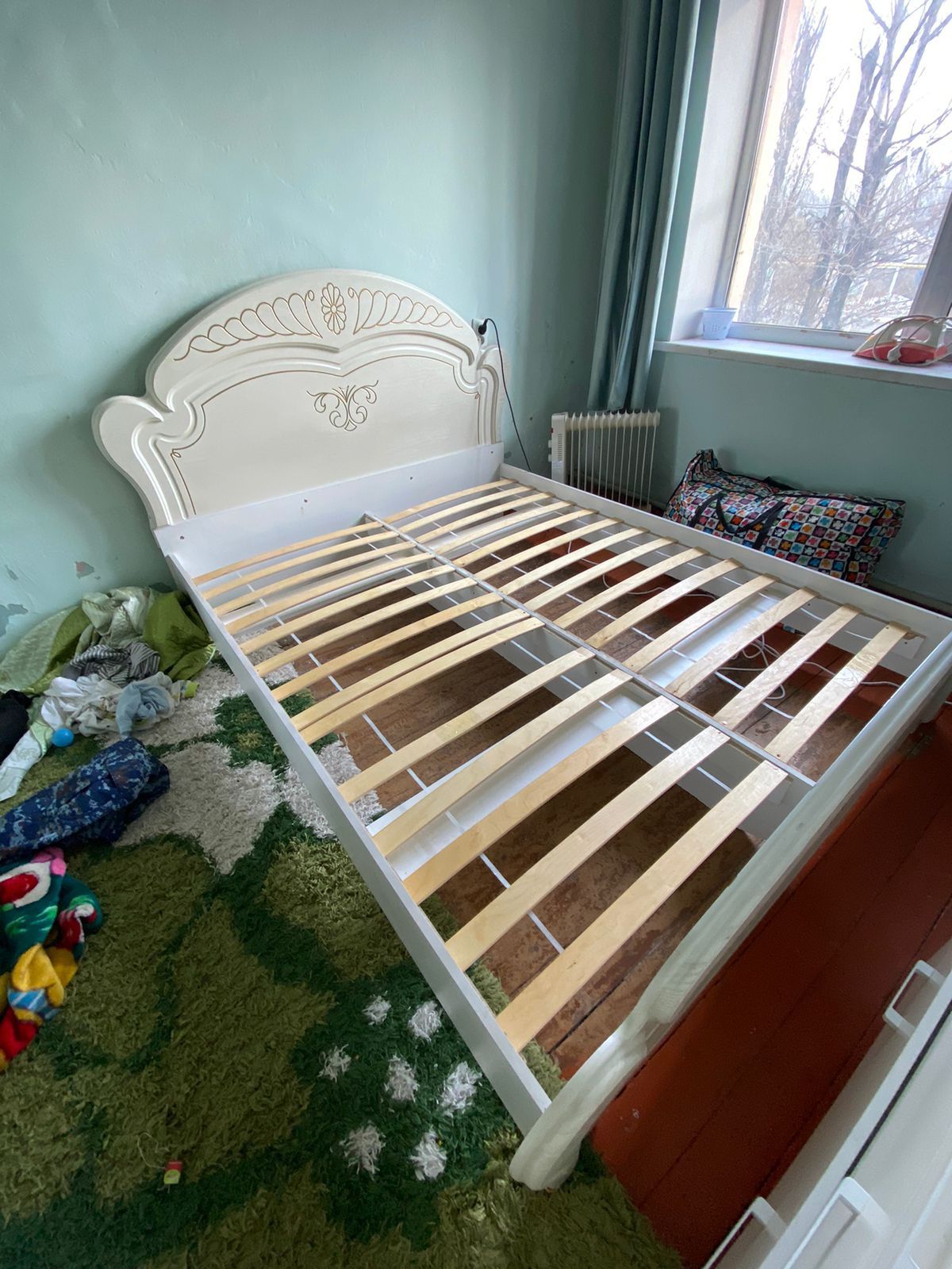 Продам шкаф и кровать и комод все всего за 140 тысяч тенге