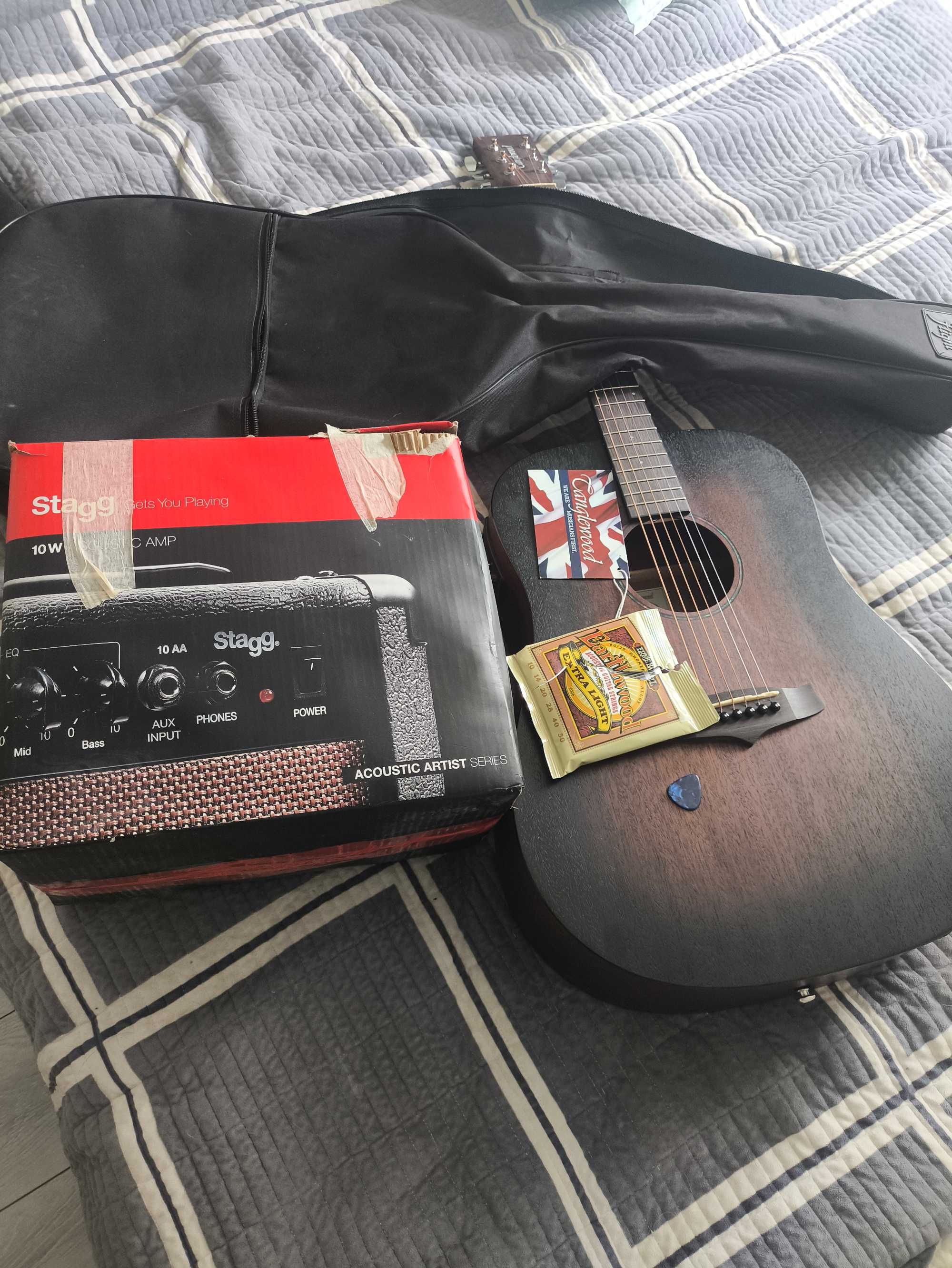Продам гитару Tanglewood Crossroads TWCR - DE  комбик в идеальн. сост.