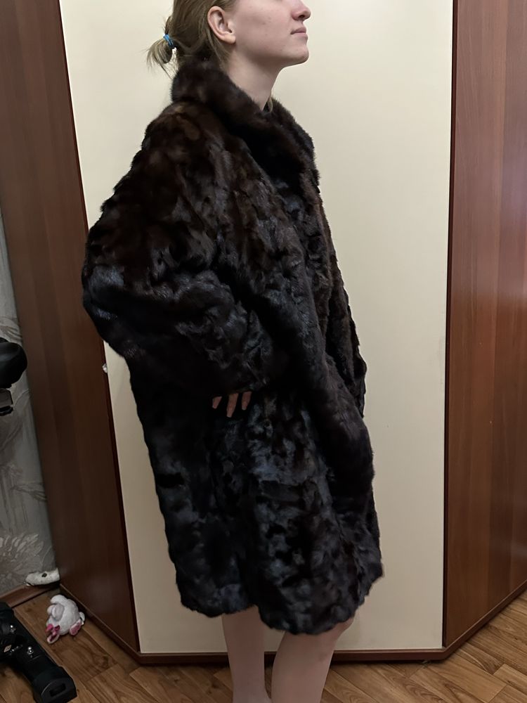 Шуба норковая продам