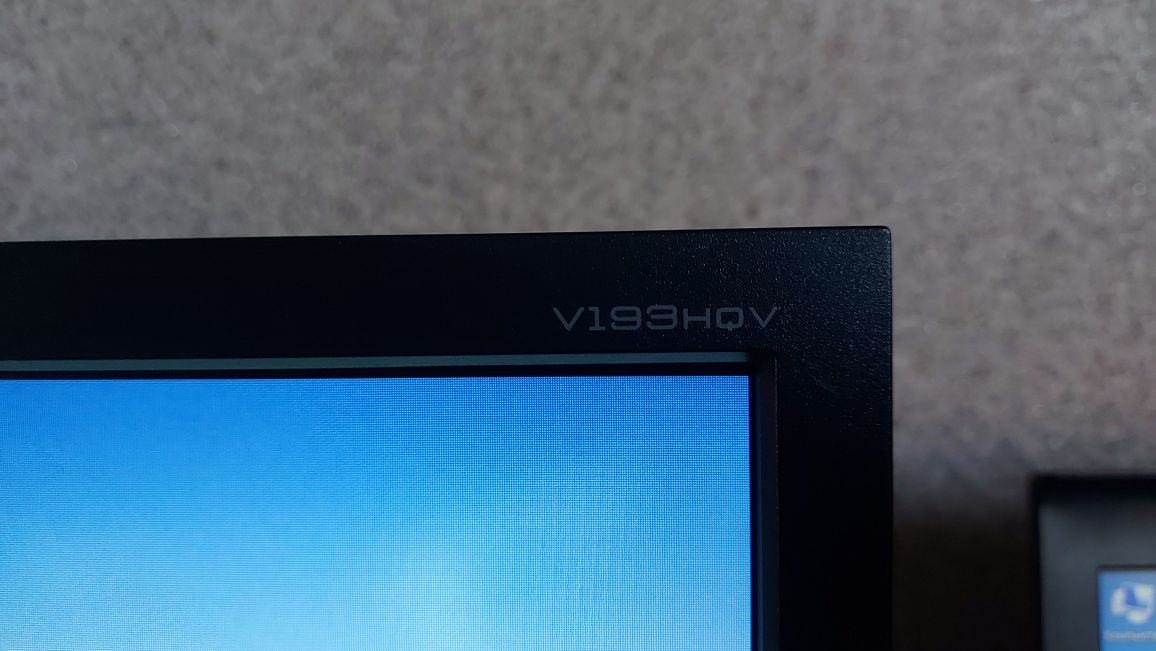 Продам монитор "Acer - V193HQV" и "LG - LED 19EN33"