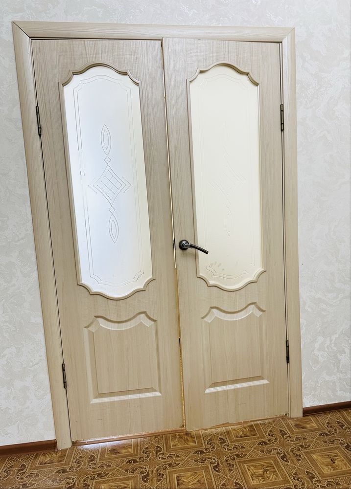 Жақсы жағдайда есік сатылады