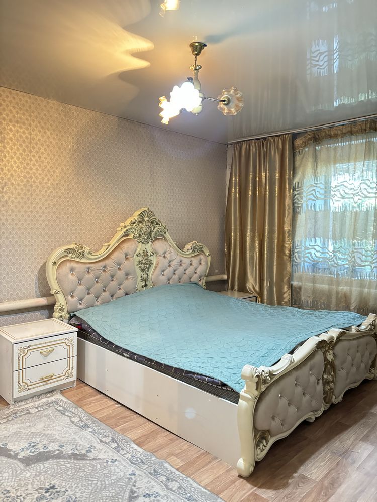 Срочно продается 4-х комнатный дом, с большим участком