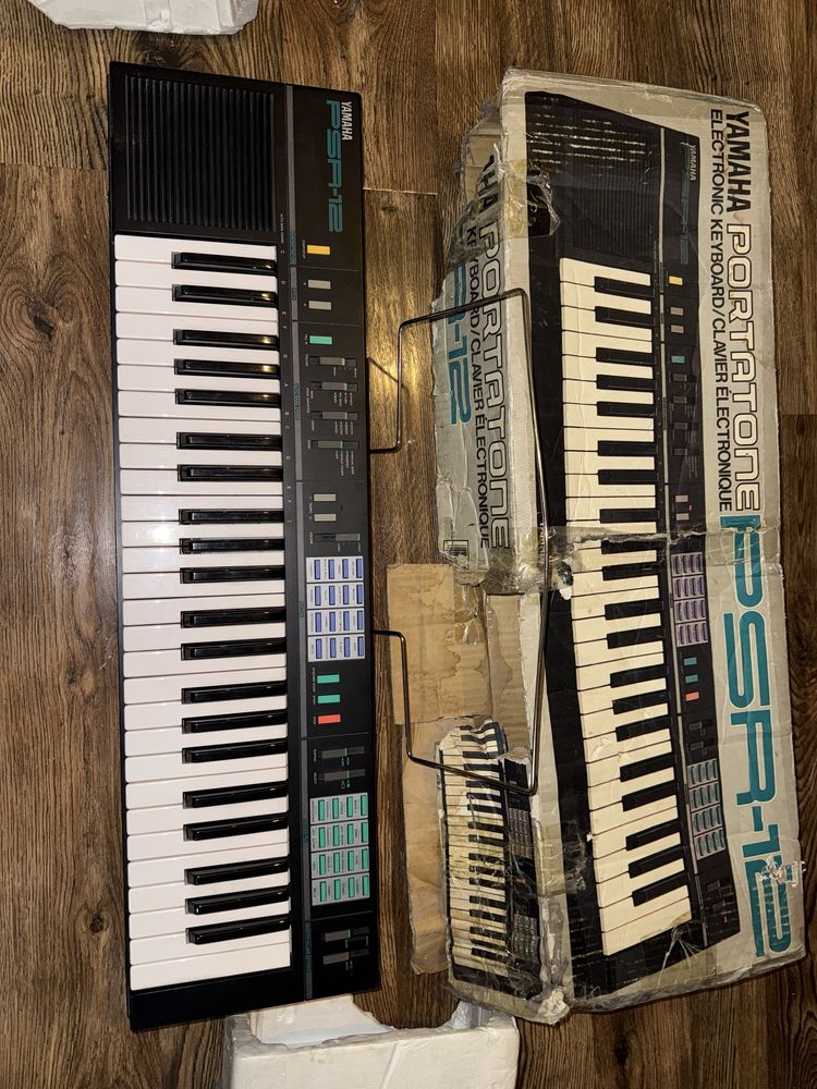 Синтезатор Yamaha винтаж (80-е) оригинал