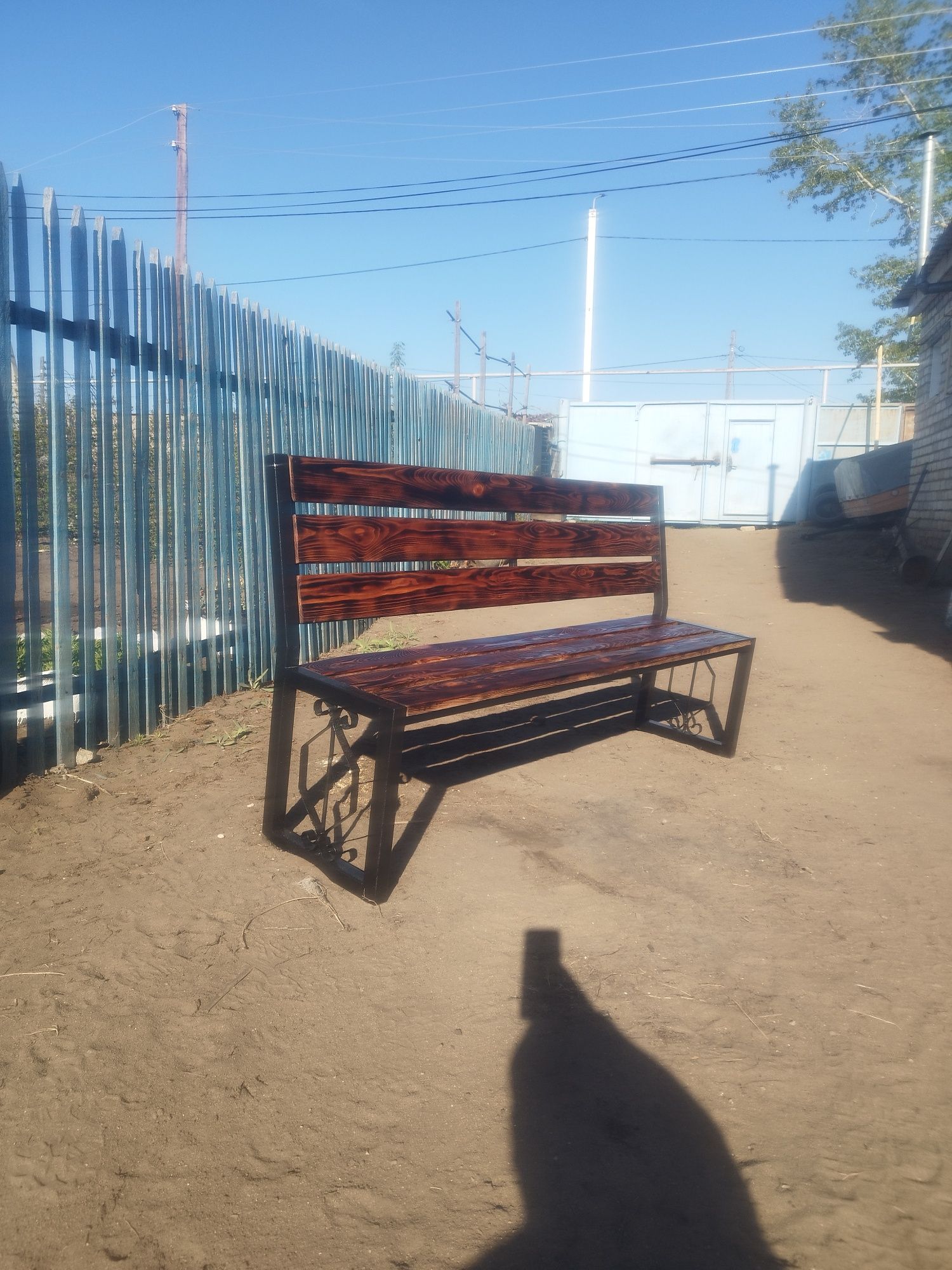 Скамейки в наличии и на заказ