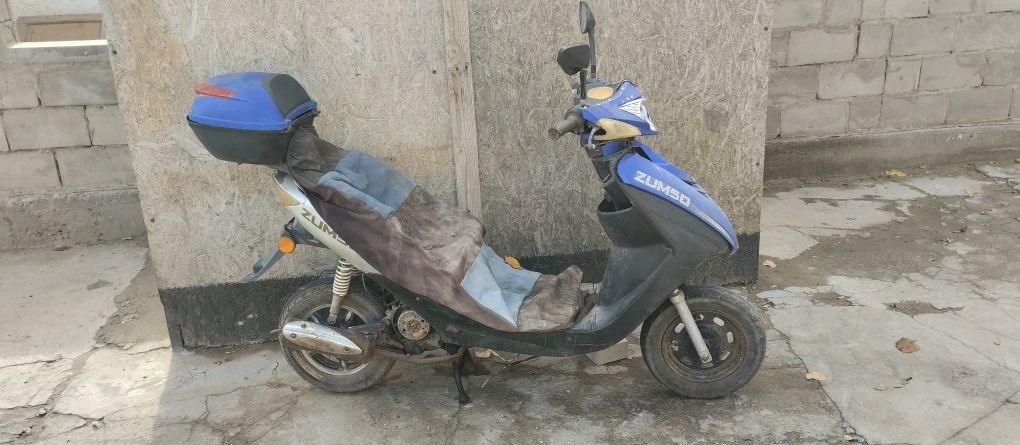 Продам скутор 80 куб