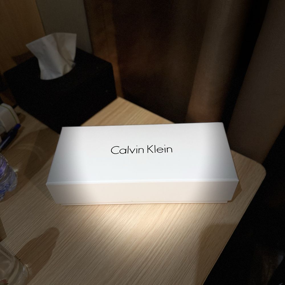 Насочки calvin klein
