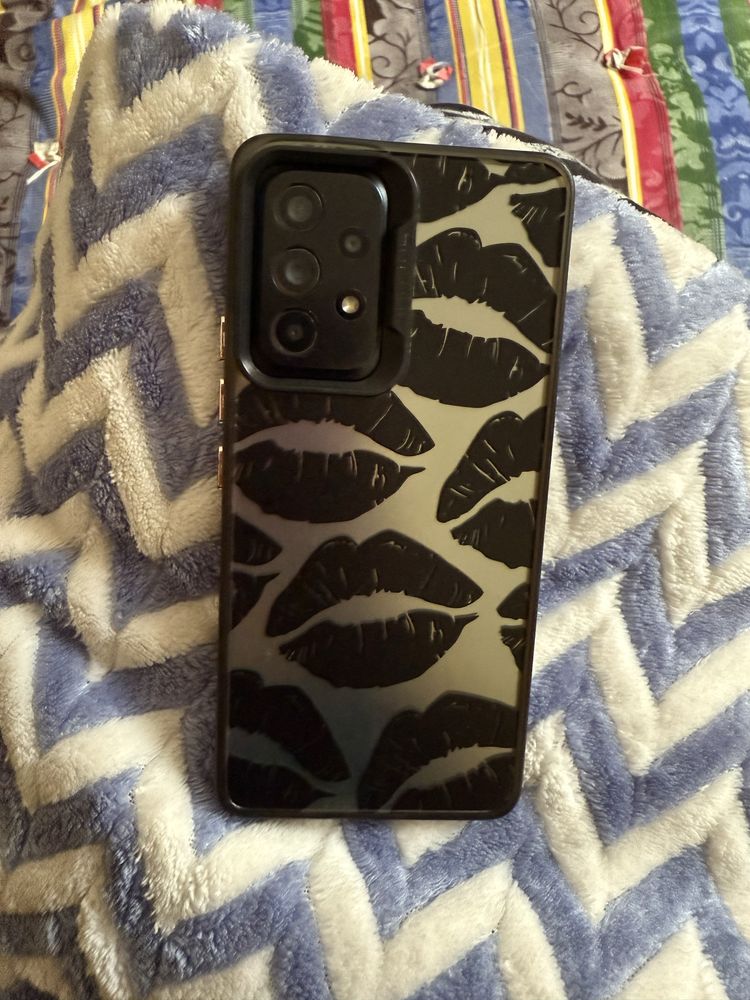 Samsung  A52  128  гб