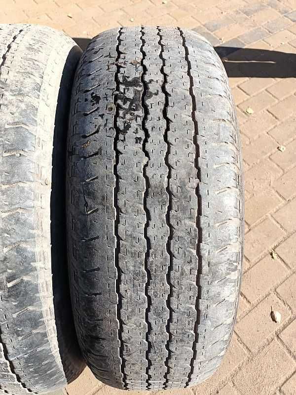 Шины 265/65 R17 - "Bridgestone Dueler H/T 840" (Япония), летние.
