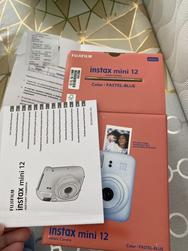instax mini 12 , камера