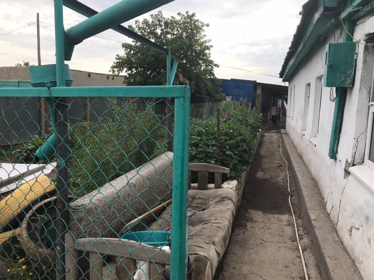Дом с большой территорией
