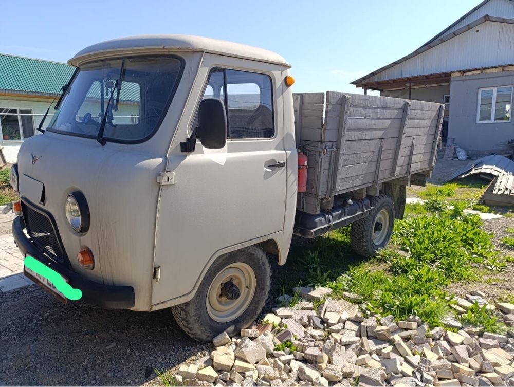 продам УАЗ 33039,1999 г. выпуска