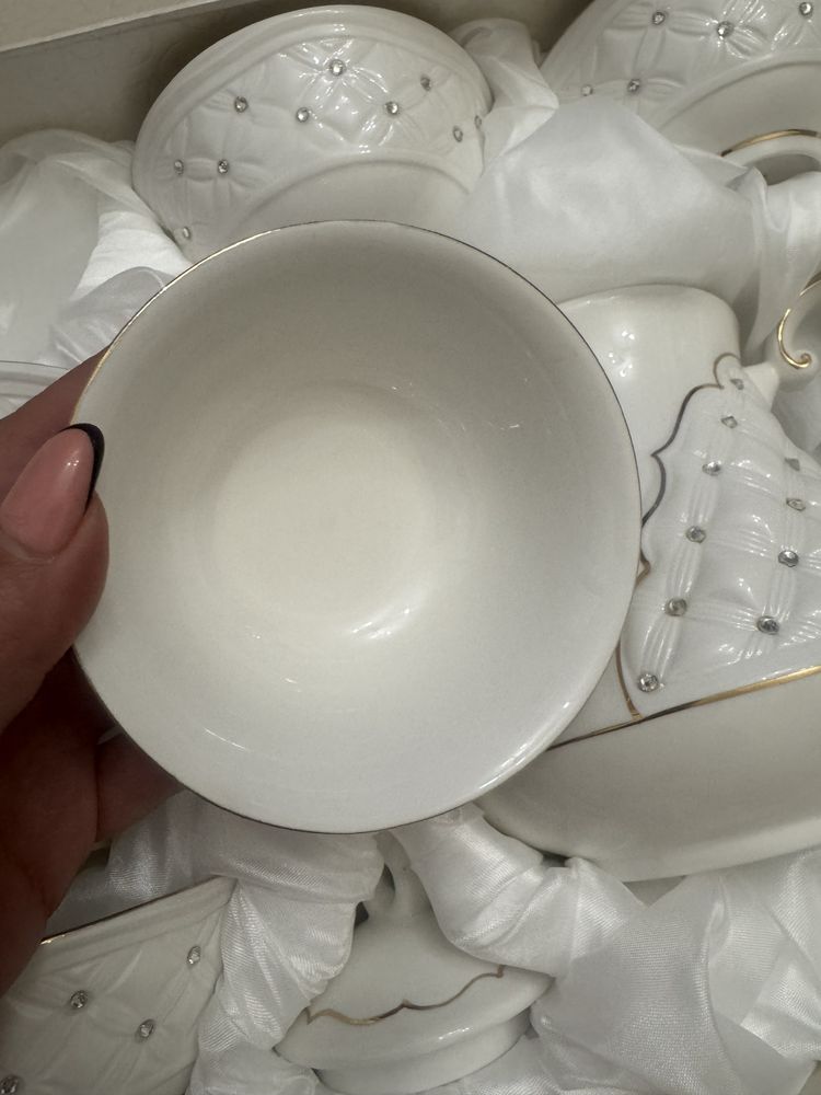 Продам новый чайный сервиз