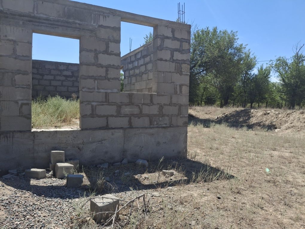 Участок с домом (10 соток) можно в рассрочку.