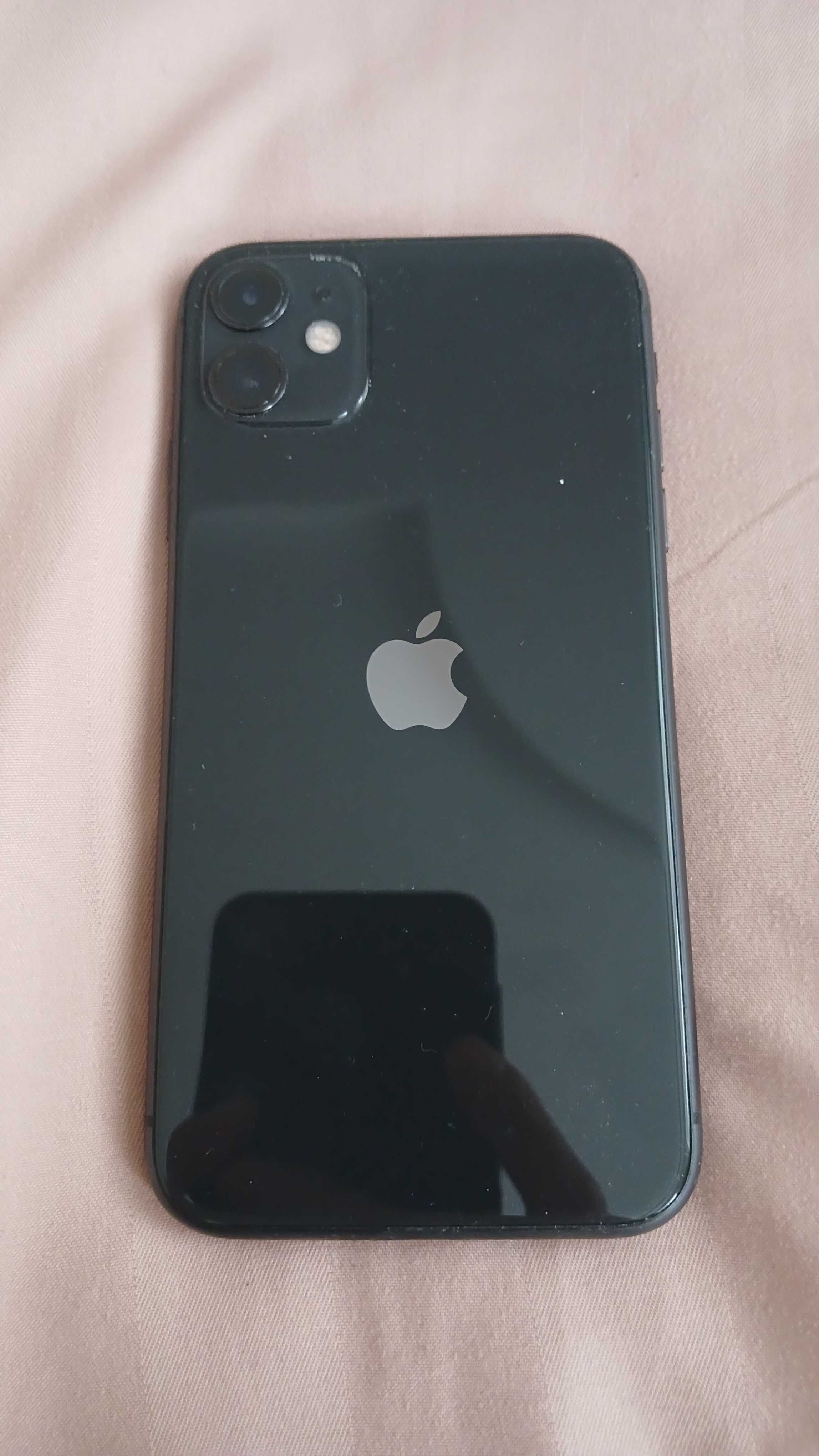 iPhone 11  128 паметь
