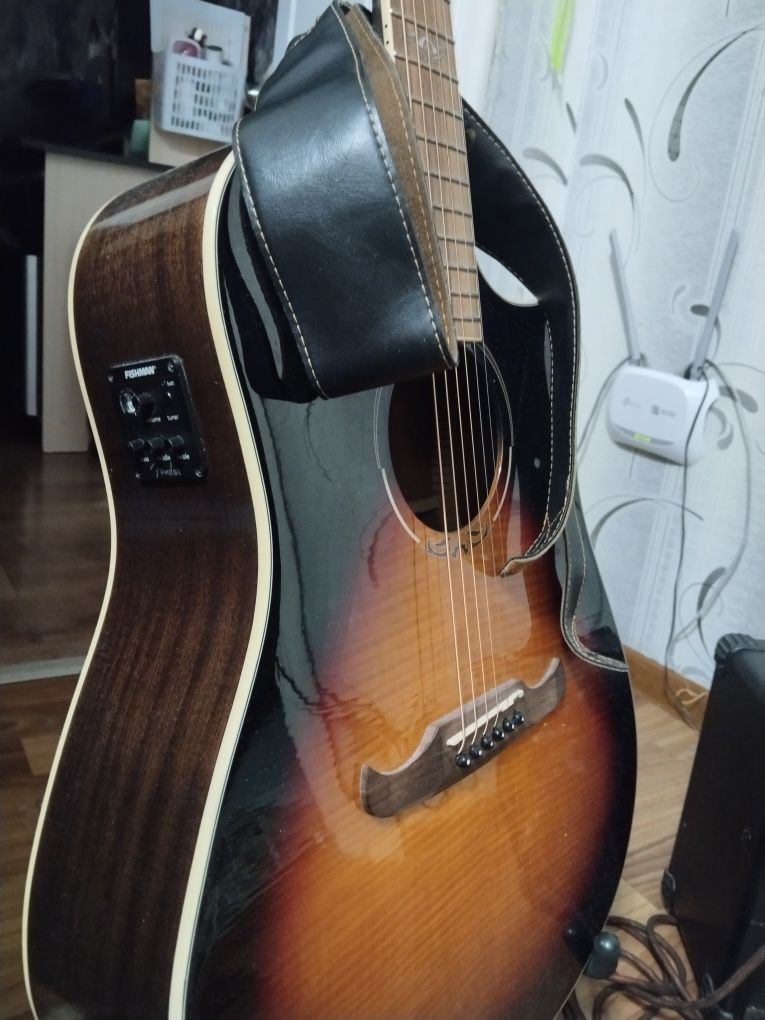 Продам Акустическую Гитару-  Fender