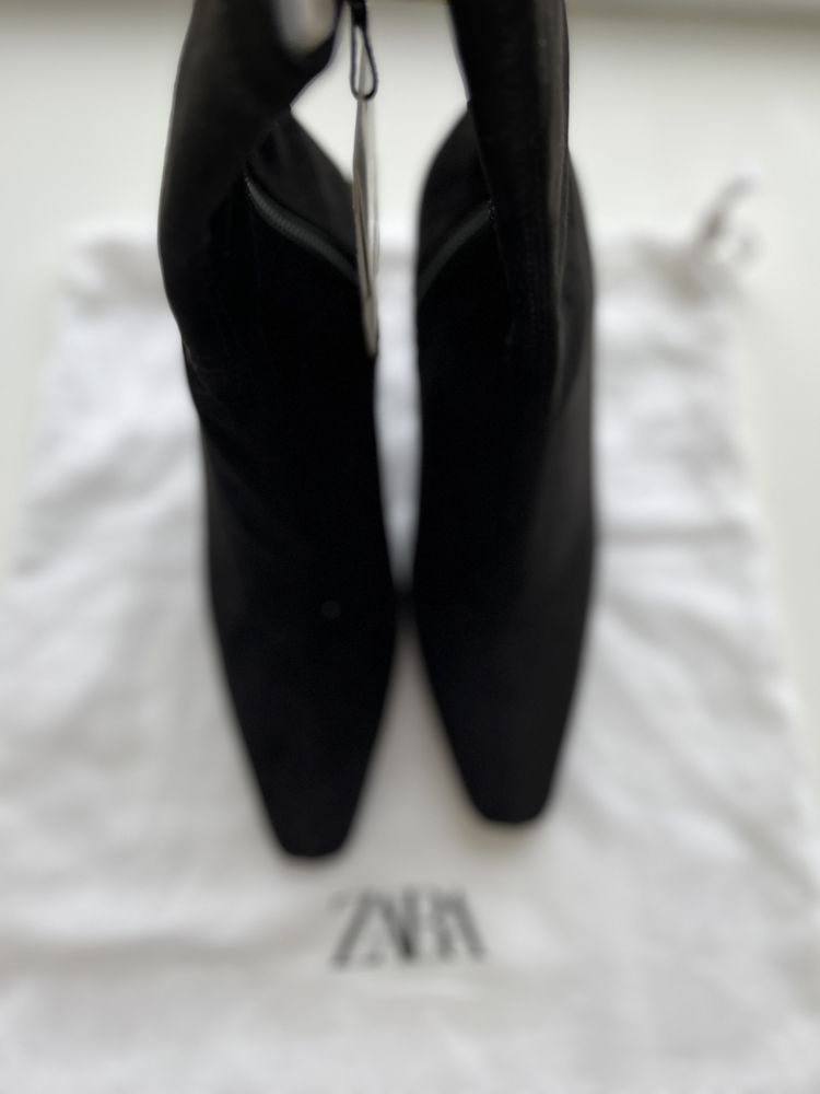 Продам ботильоны ZARA новые