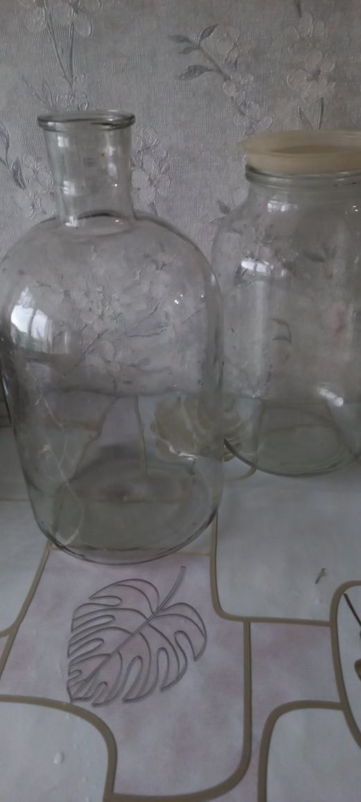 Продам банки 2х литровые