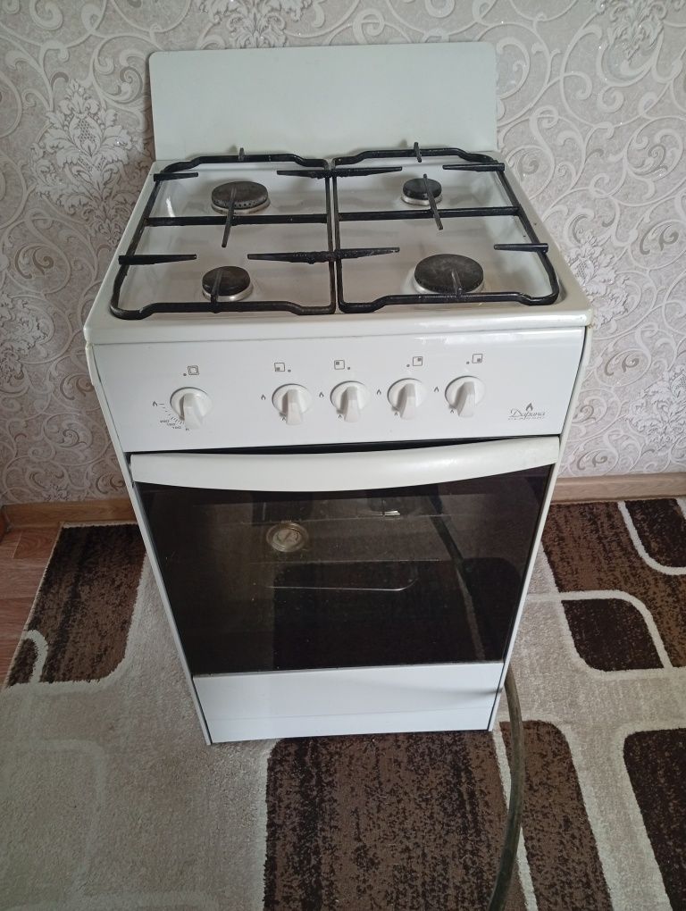 Продаю плиту в хорошем состоянии