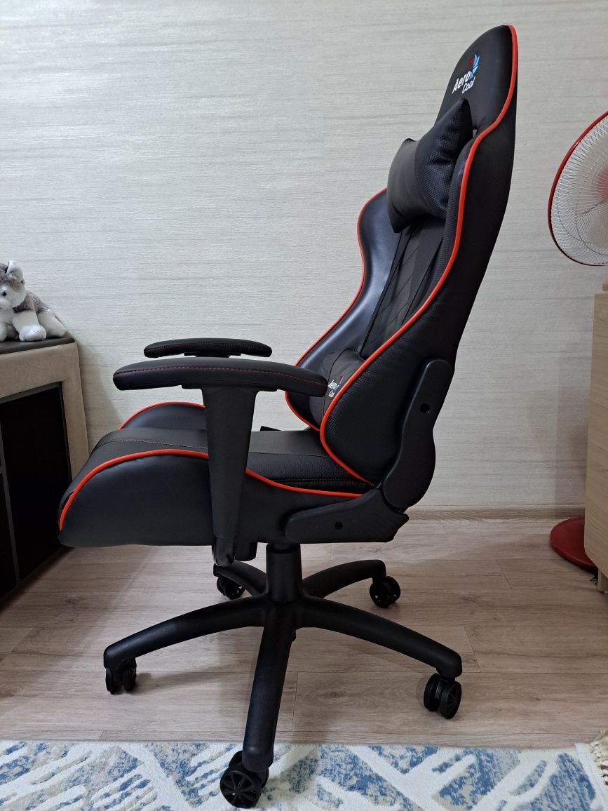 Продам компьютерное кресло Aero Cool