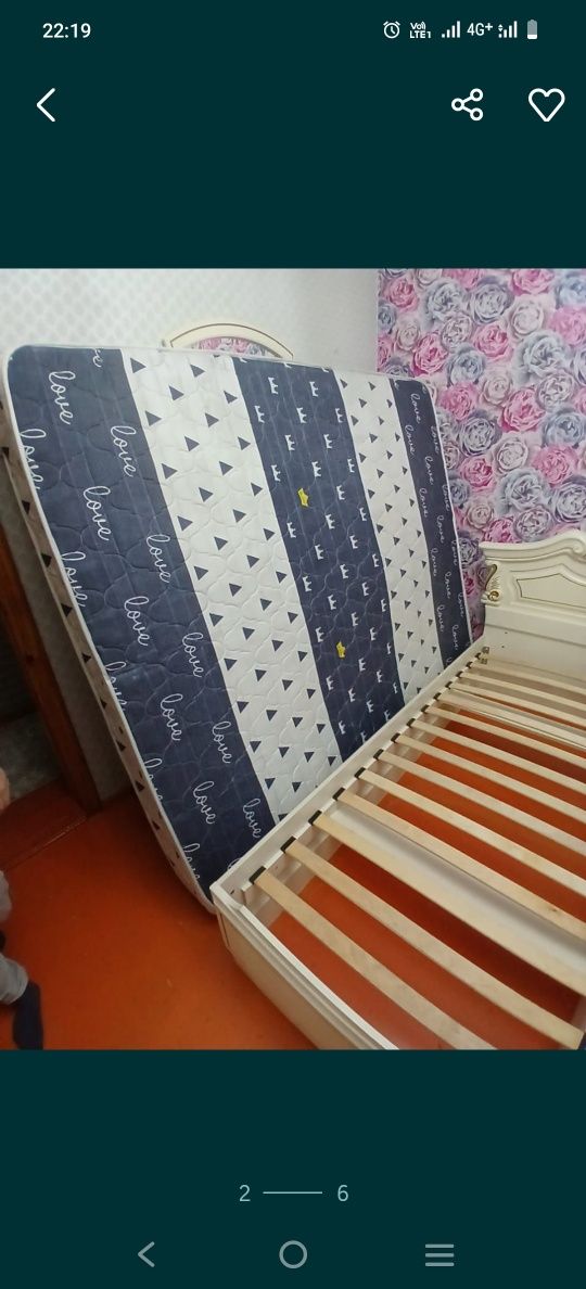 Продам спальный гарнитур