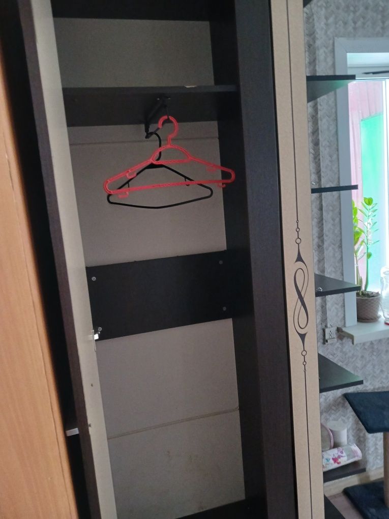 Продам шкаф хорошего качества