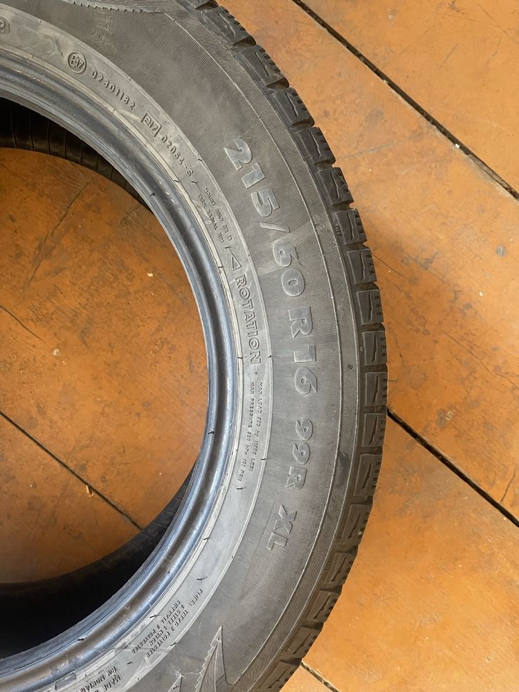 Продам шины Nokian 215/60/R16