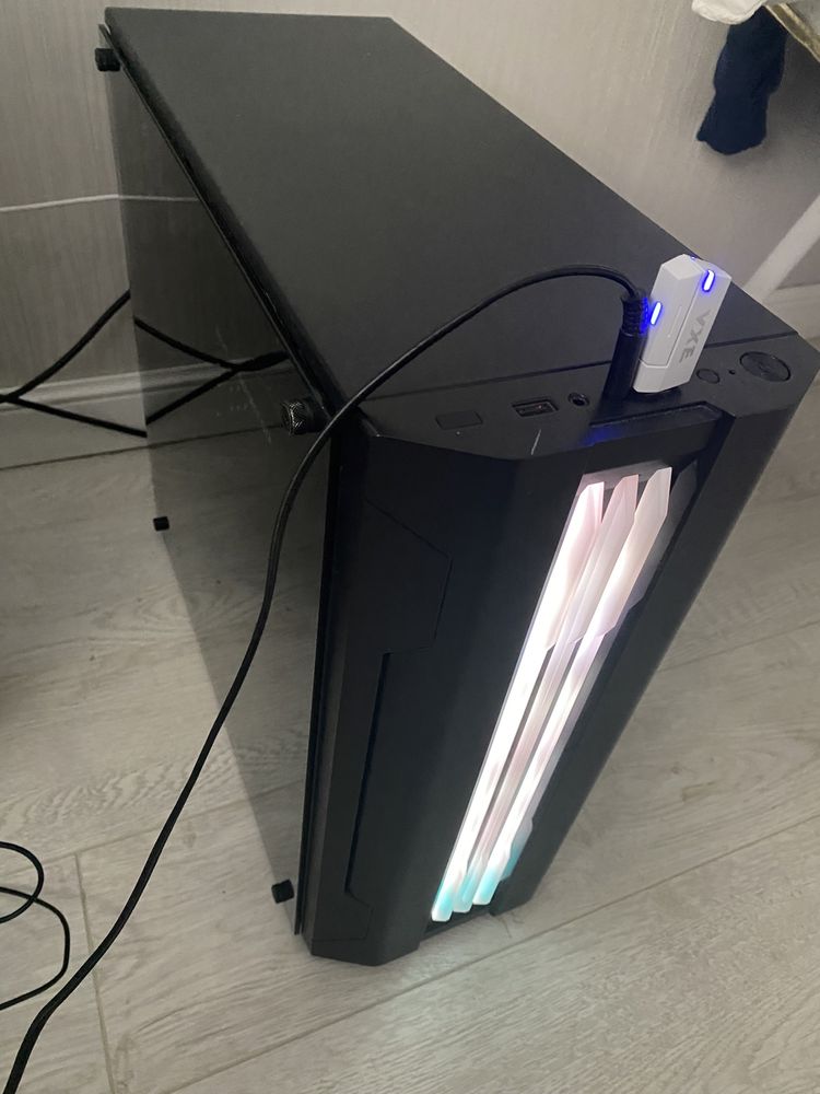 Продам игровой системный блок срочно!