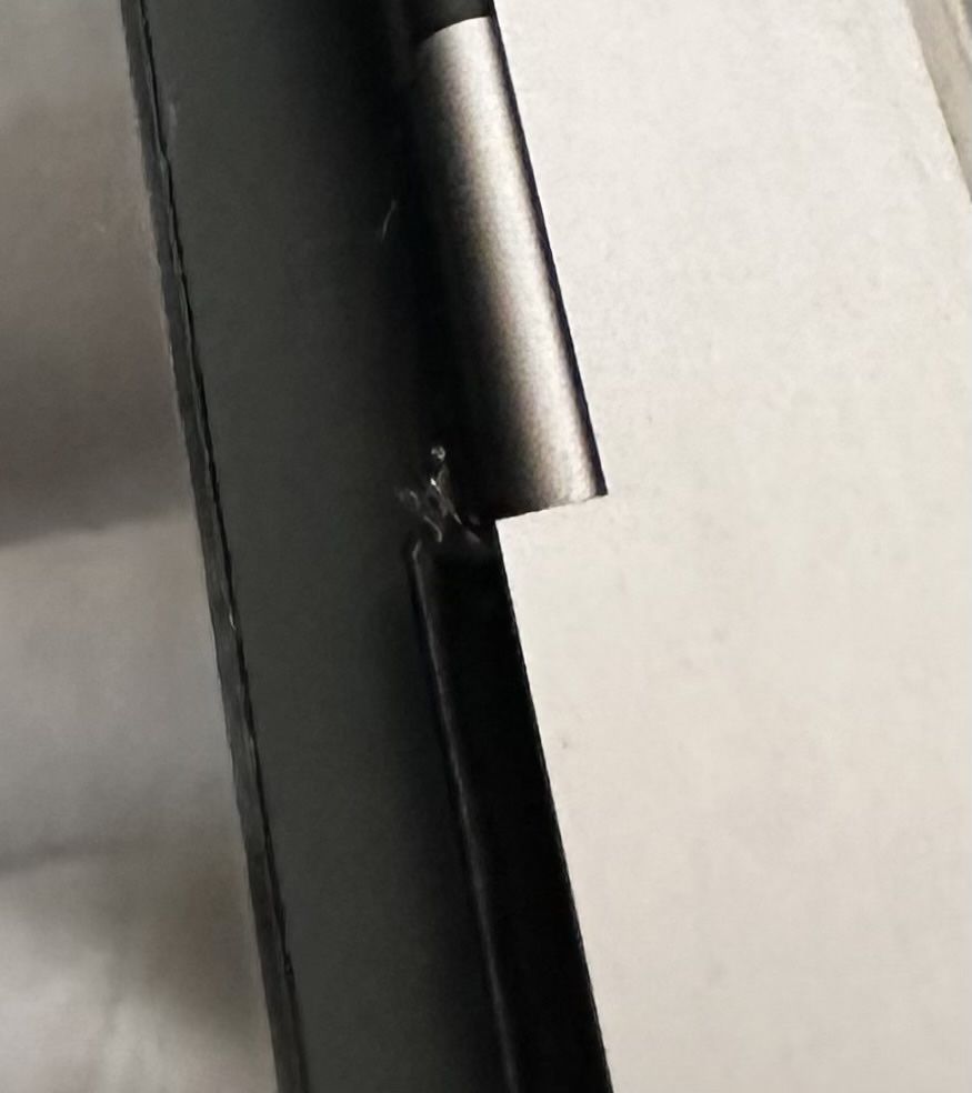 MacBook Pro (13 дюймов , 17 года) 128ГБ Space Gray