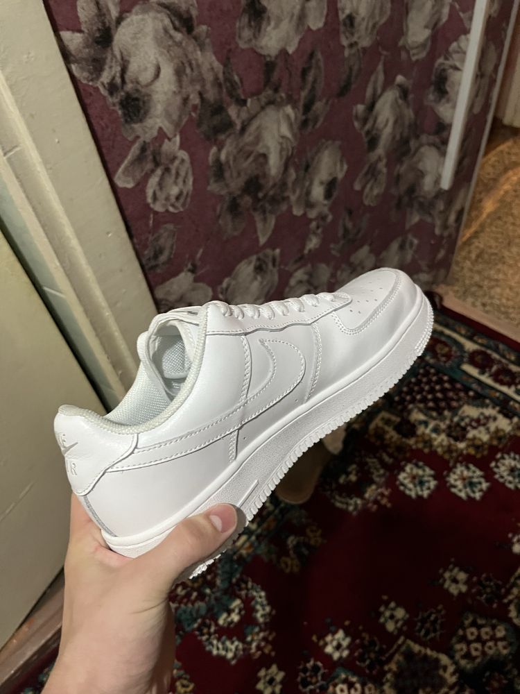 Продам Air Force 1