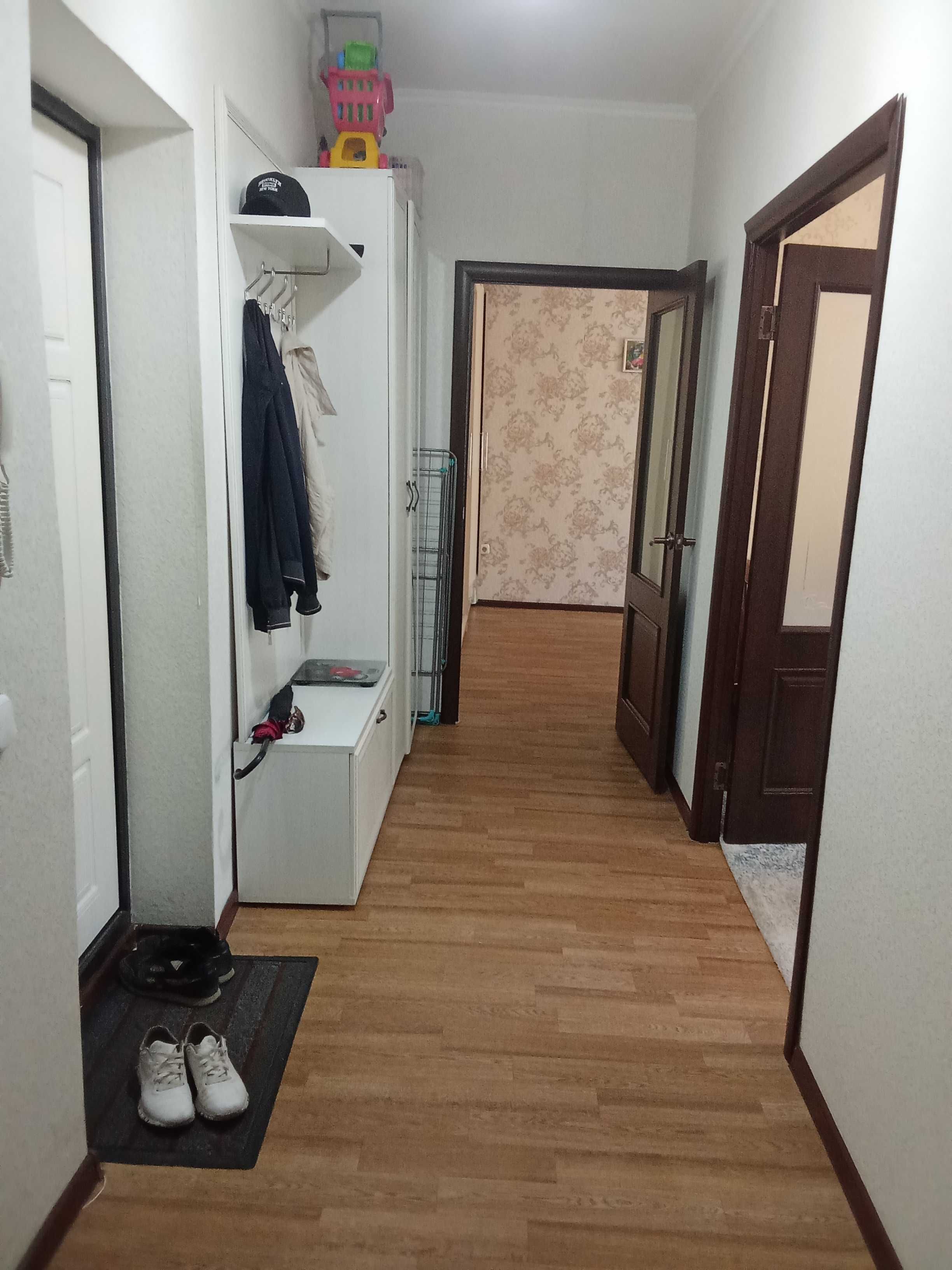Продаётся 2-х комн. квартира  на Юго-Востоке по ул. пр. Шахтёров д.70