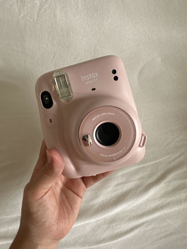 Фотоаппарат Instax mini 11
