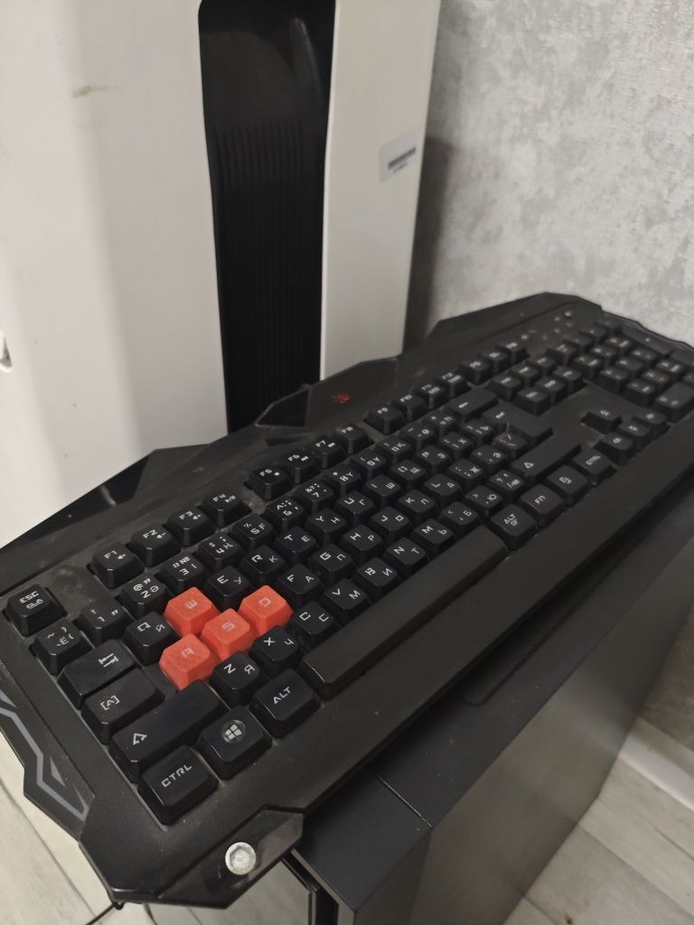 Клавиатура Bloody B210
