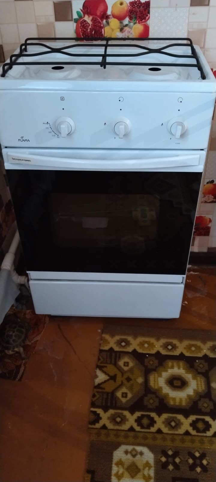 Продам новую газовую плиту
