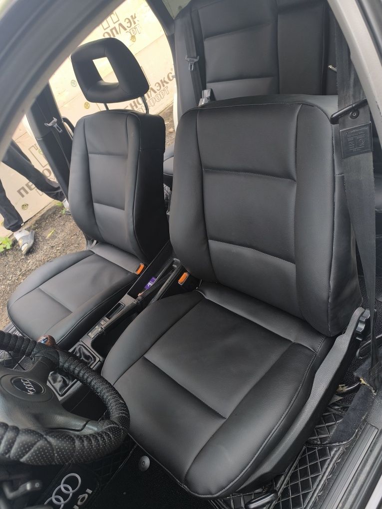 Перетяжка автосалона, покраска авто.