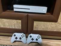 Продам xbox one 1 терабайт