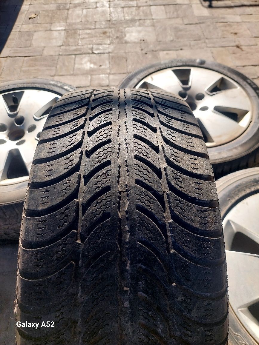 Зимние автопокрышки на дисках