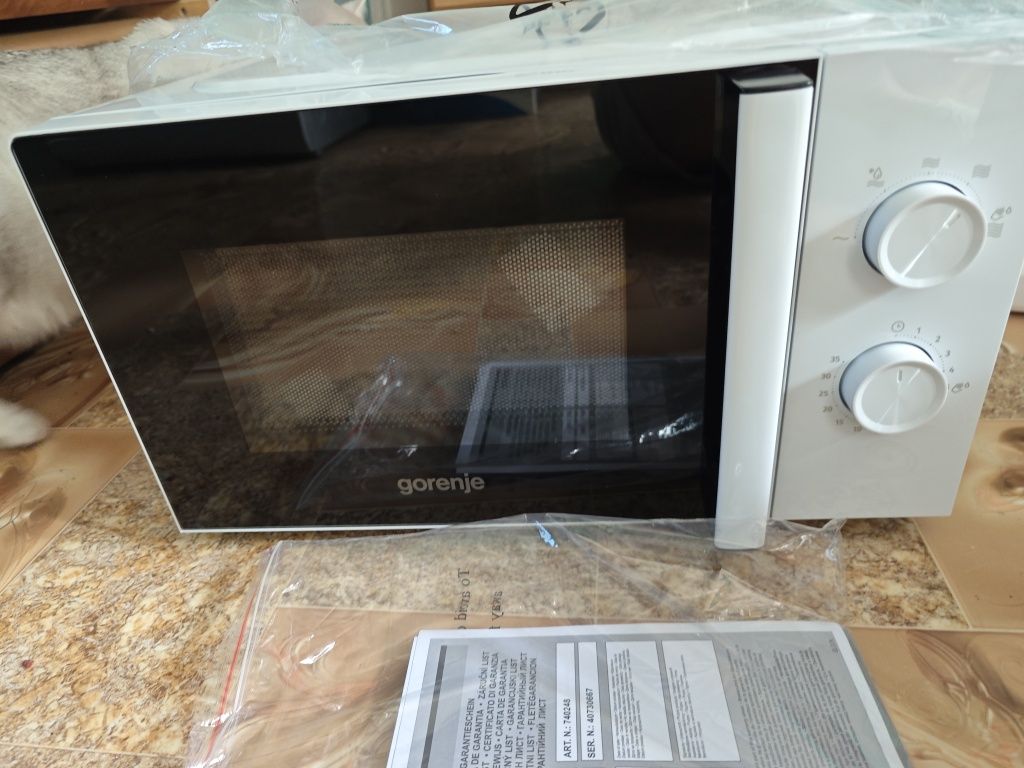 Абсолютно новая, запакованная микроволновая печь. Gorenje