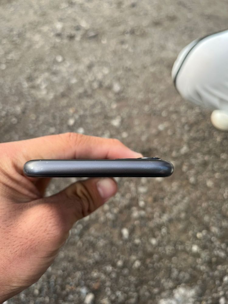iPhone 11.