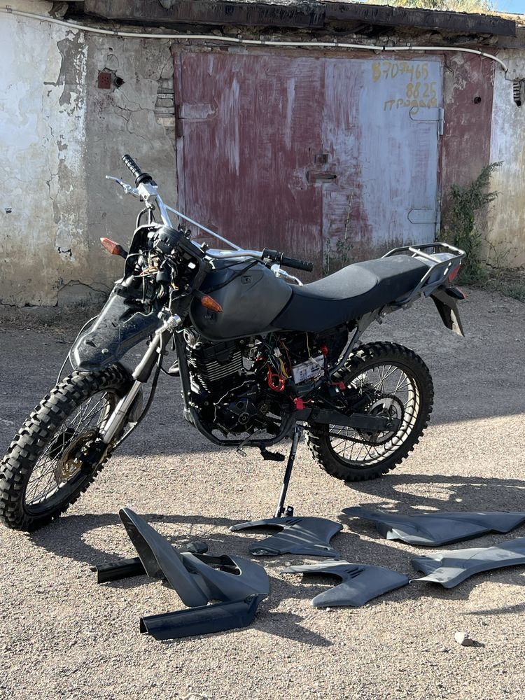Продам мотоцикл Dayun 250cc