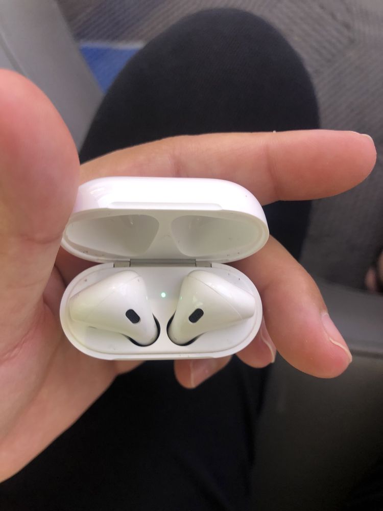 Airpods 2 поколения только левый