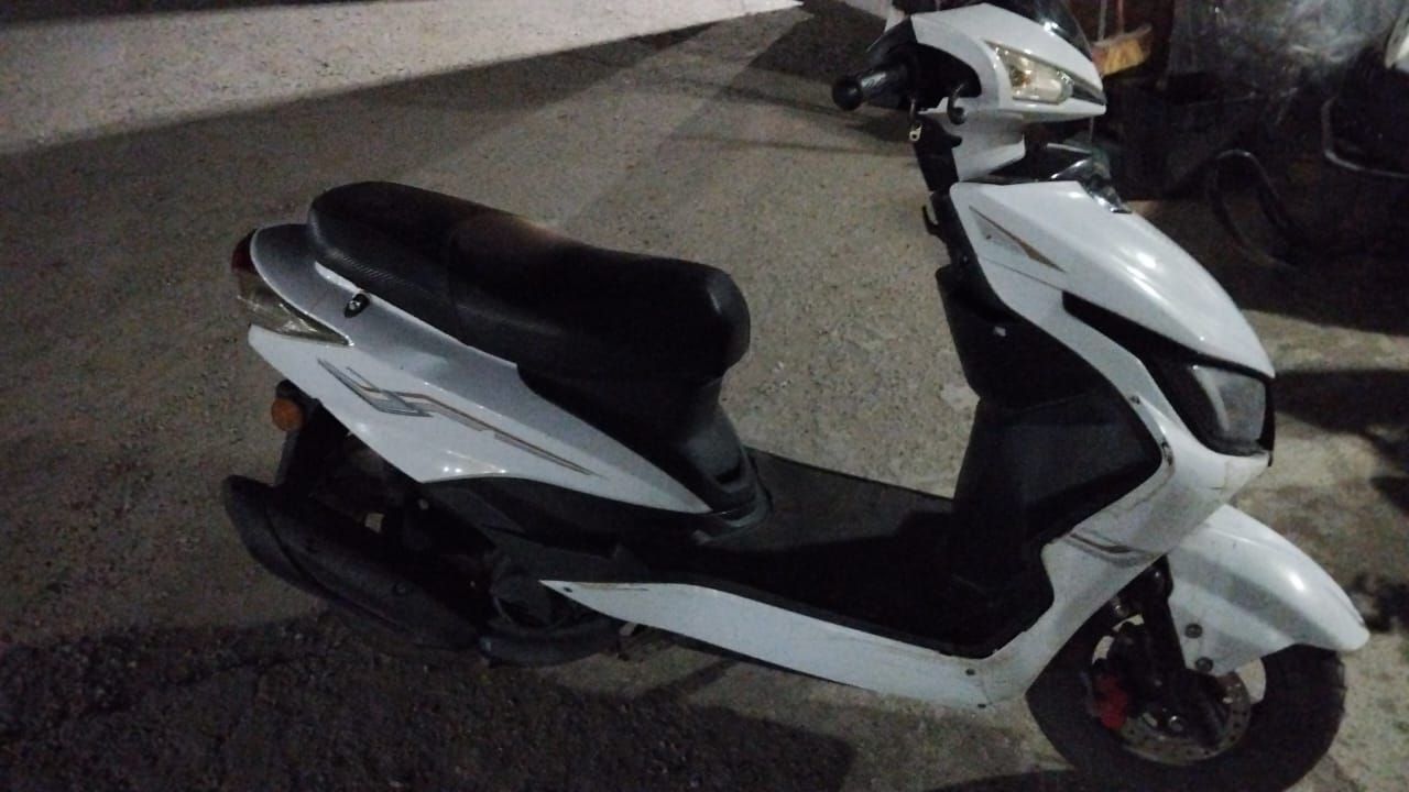 Продам скутер м8
