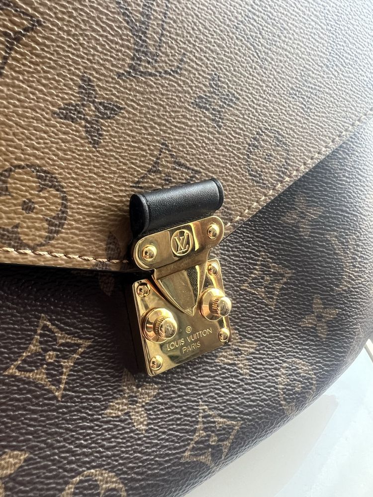 Louis vuitton metis pochette