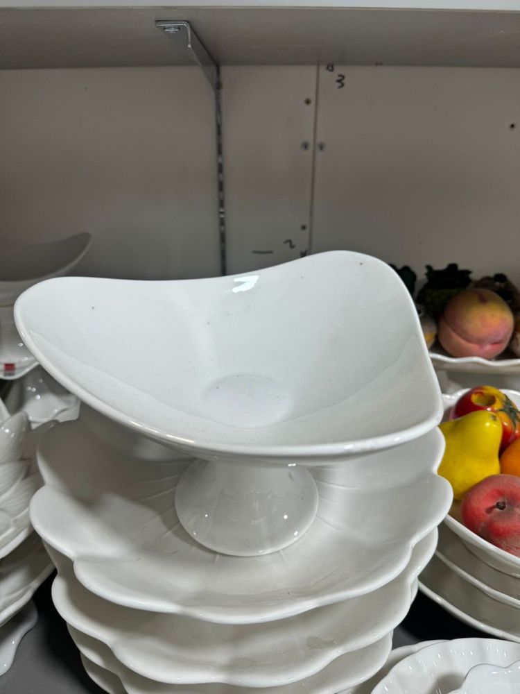 Продам ледницы, хлебницы, фруктовницы и разные бокалы и стаканы