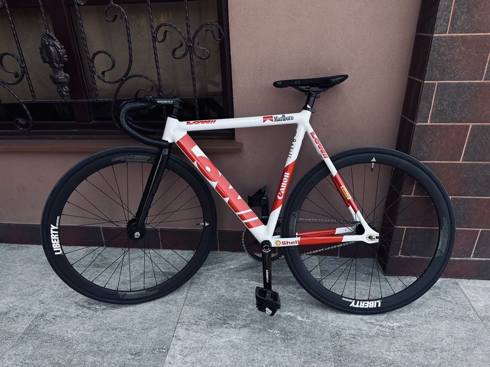 fixed gear Low.