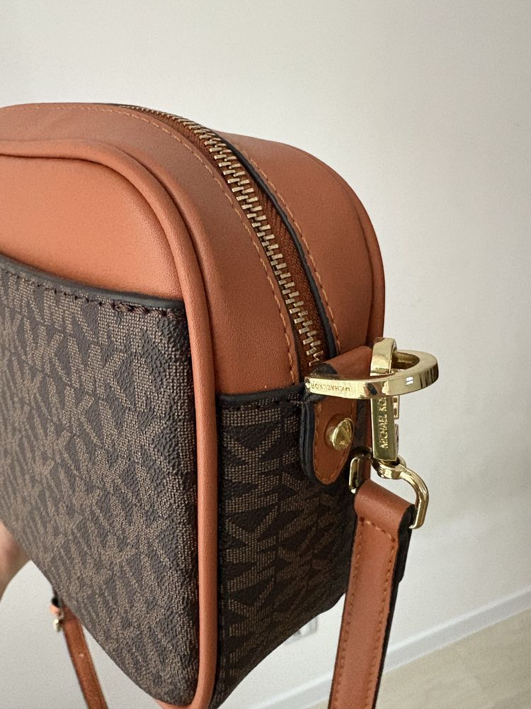 Сумка кросс боди от Michael Kors