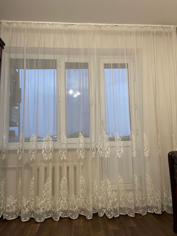 Тюль белая красивая