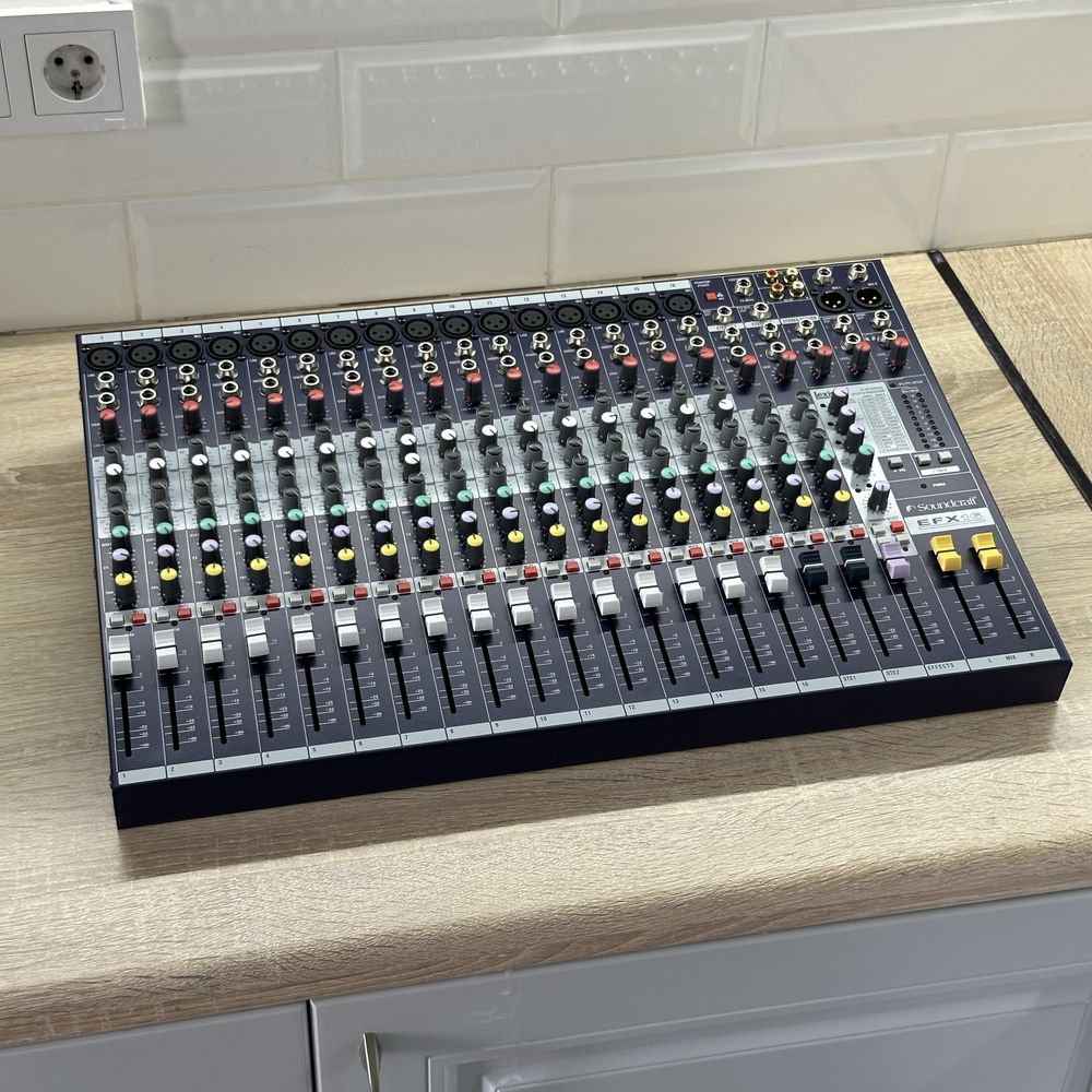 Soundcraft efx16 микшерный пульт 16 каналов