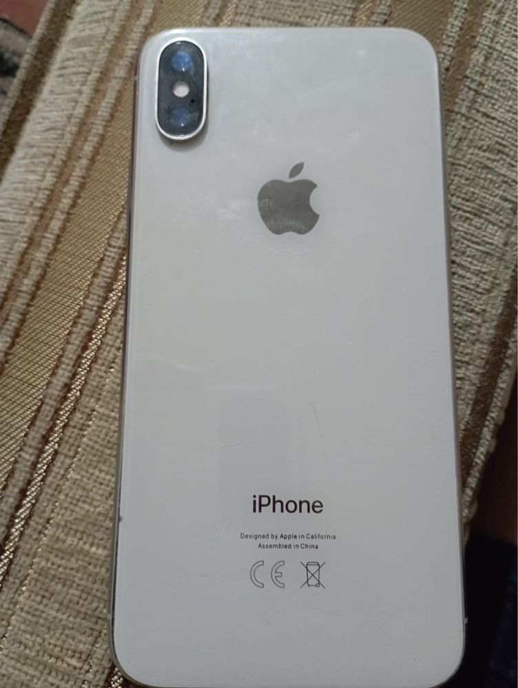 iphone x в хорошем состояние